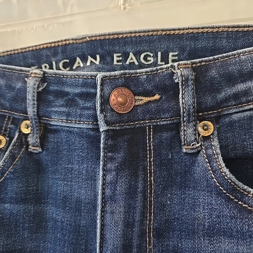 American Eagle Next Level Stretch Super Hi-Rise Flare Dark Wash Denim Jeans Sz 6